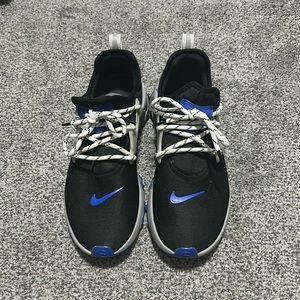 Nike Presto’s. Size 8.5M / 10W